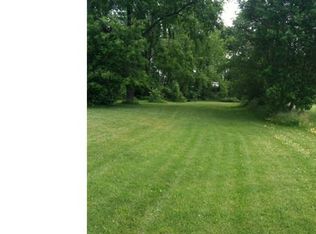 110 Cleveland Ave SE, Brewster, OH 44613