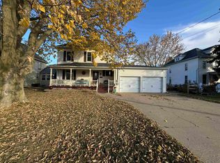 785 N 2nd St, Platteville, WI 53818