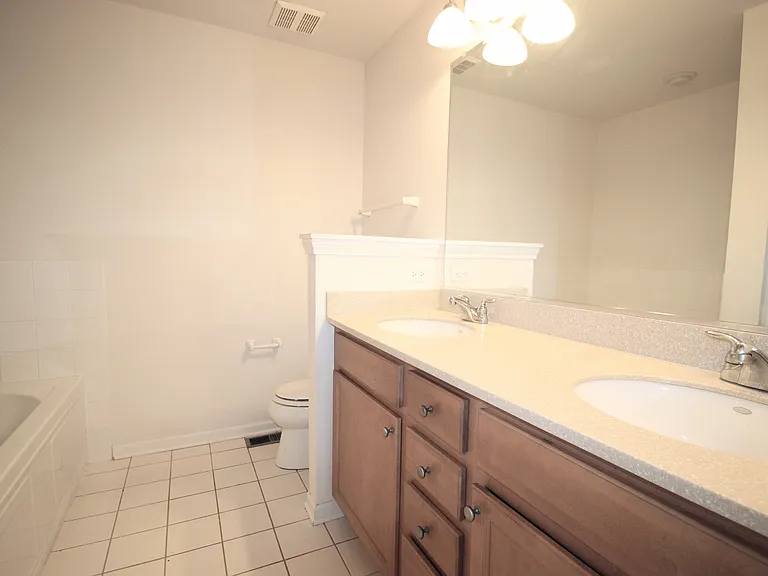 365 Bradbury Ln — Photo 11