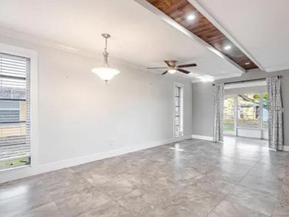 5th image of 4616 Skyline Blvd APT 101
