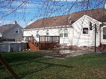 2nd image of 905 Nugent Dr