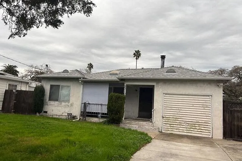 3109 Del Paso Blvd photo 1
