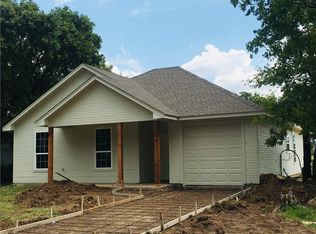 122 Katy St, Cleburne, TX 76031