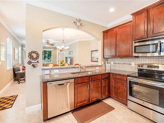 4th image of 10478 Whittington Ct