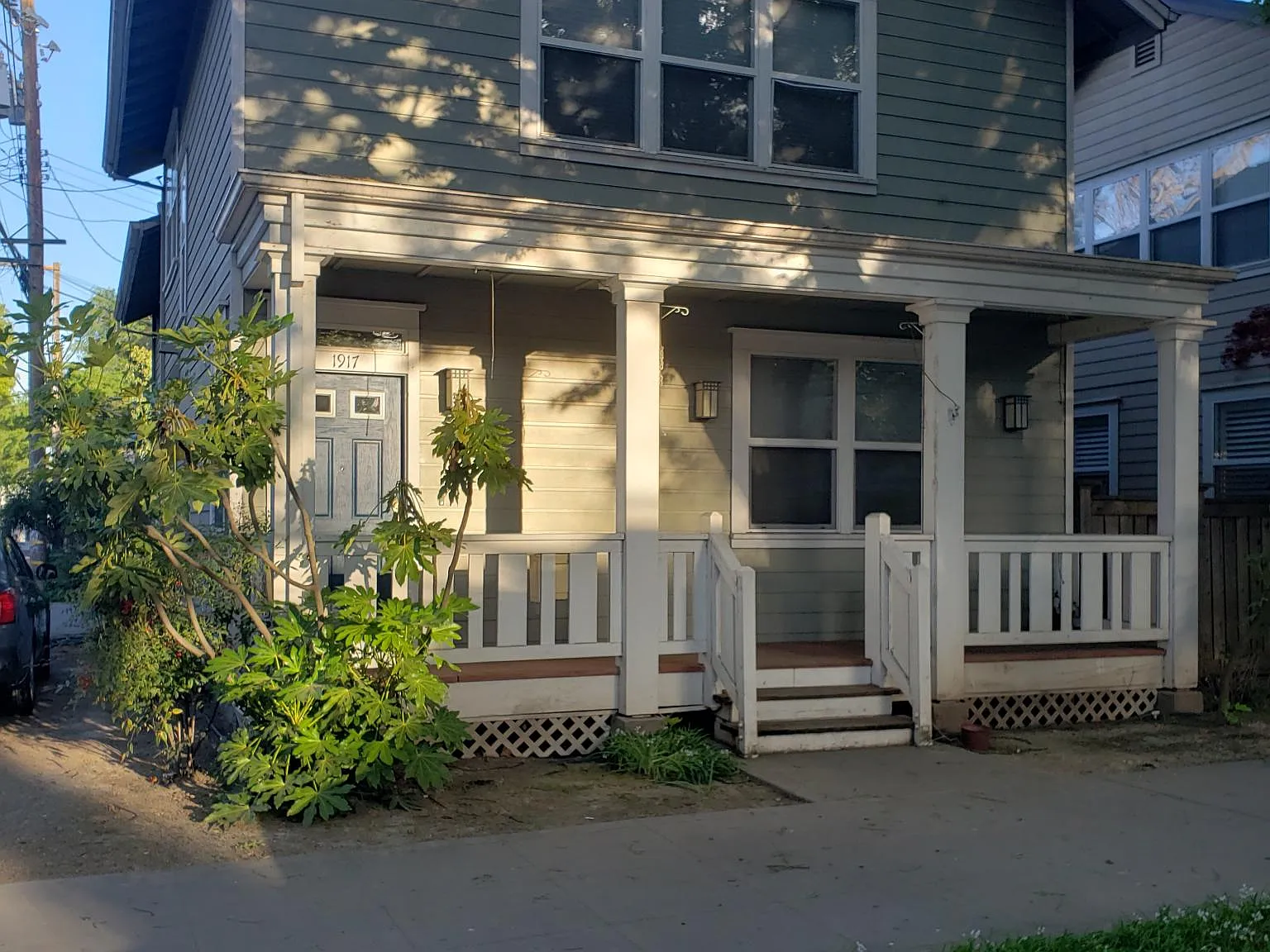 3 bed, 2.5 bath, 2100 sqft, $3,195 — Photo 1