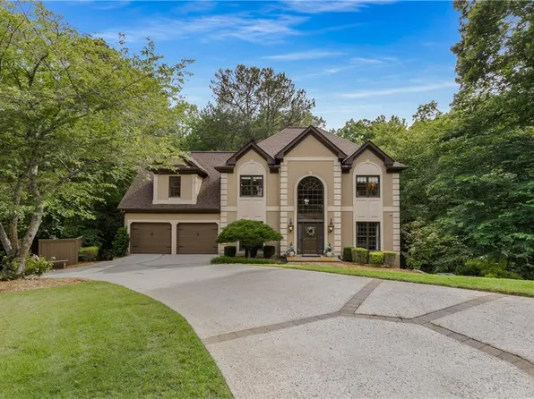 275 Tynebrae Pl, Roswell, GA 30075
