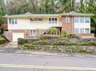 825 SW Broadway Dr #A, Portland, OR 97201