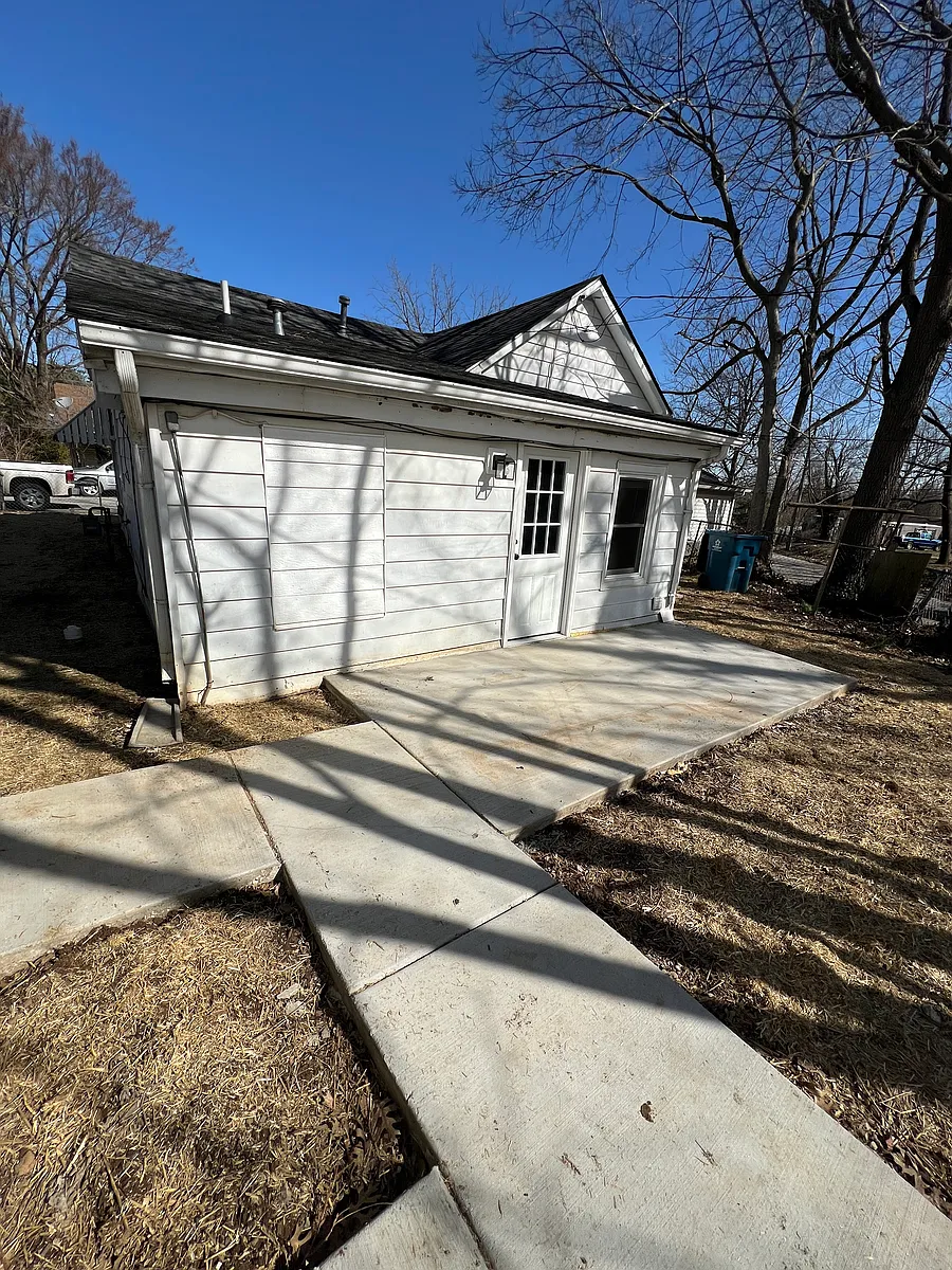 Building Photo - 618 Locust St