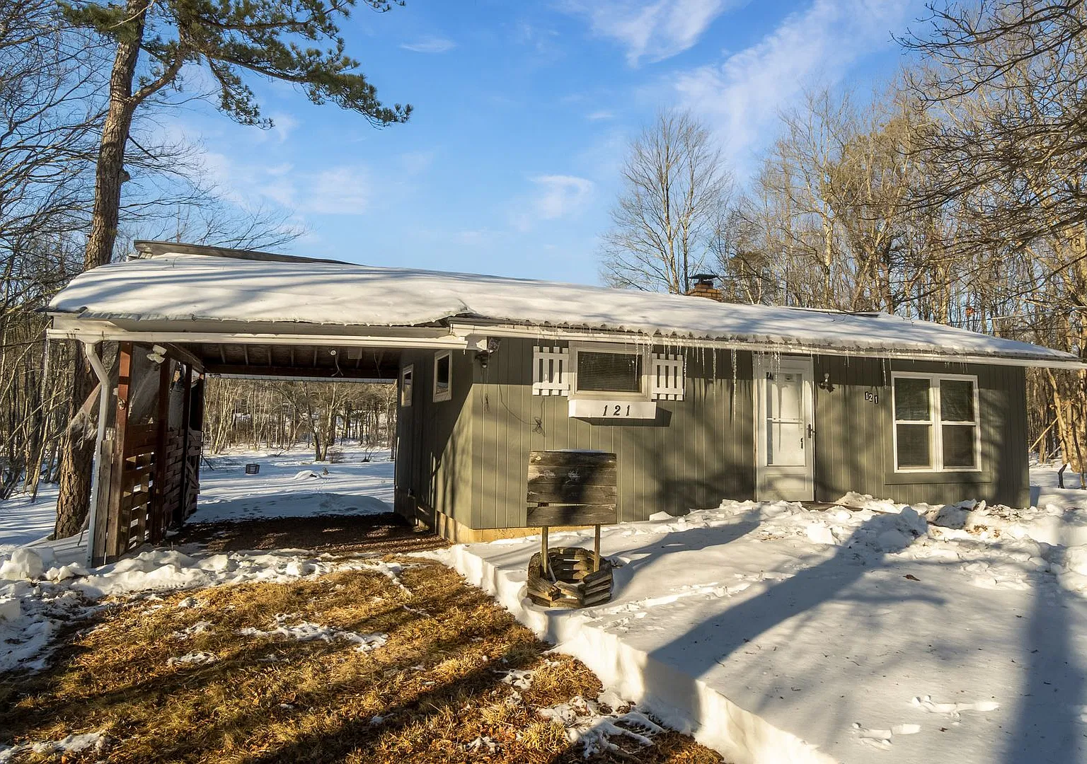 2BR / 1BA Home in Indian Mountain Lake | Nearly Acre — Photo 2