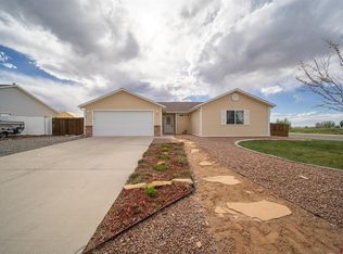 22 Roundhouse St, Montrose, CO 81401