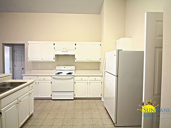 5th image of 405 Pristine Water Ln