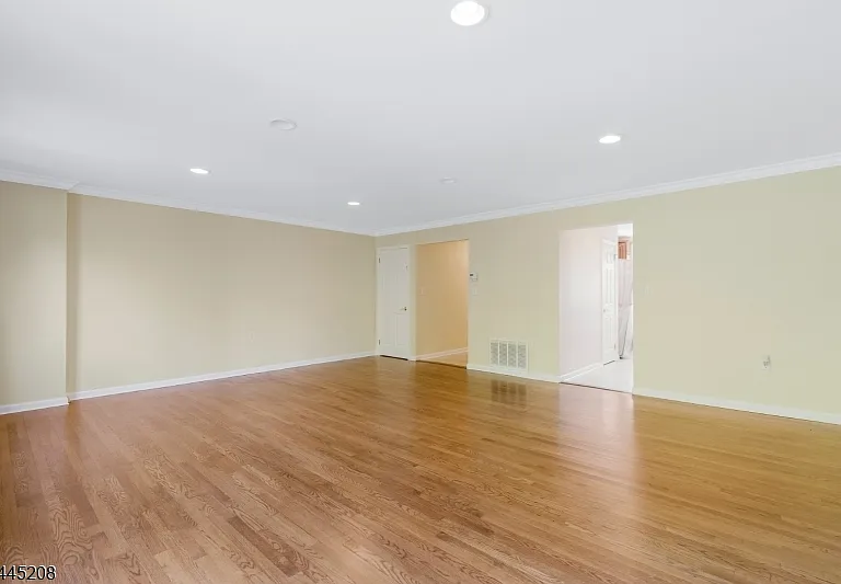 182 Wildflower Ln — Photo 9