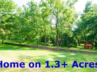 6 Sycamore Ln, Chester Sprgs, PA 19425