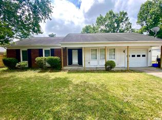 1717 W Walnut St, Carbondale, IL 62901