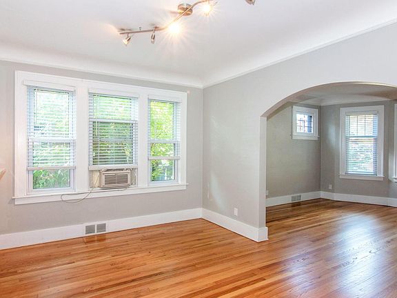 5th image of 565 W Breckenridge St APT 2