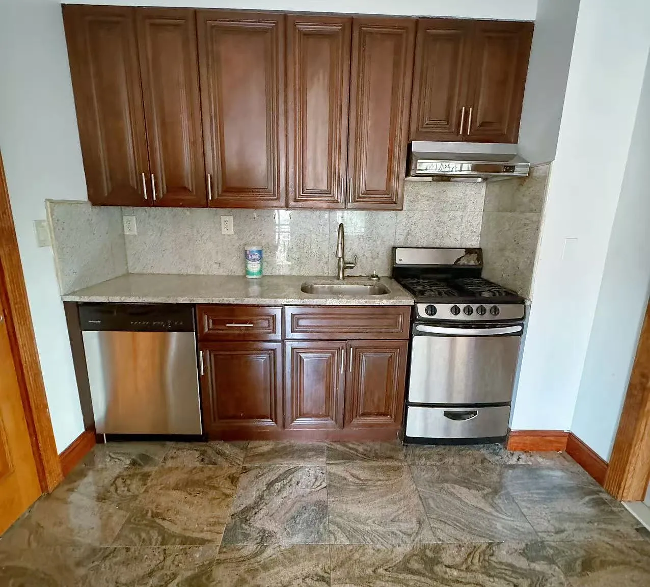 1 bed, $1,800 — Photo 3