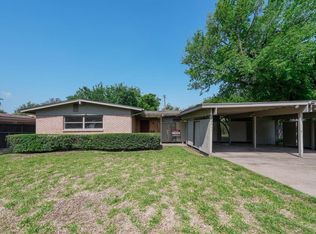 10911 Beauty Ln, Dallas, TX 75229