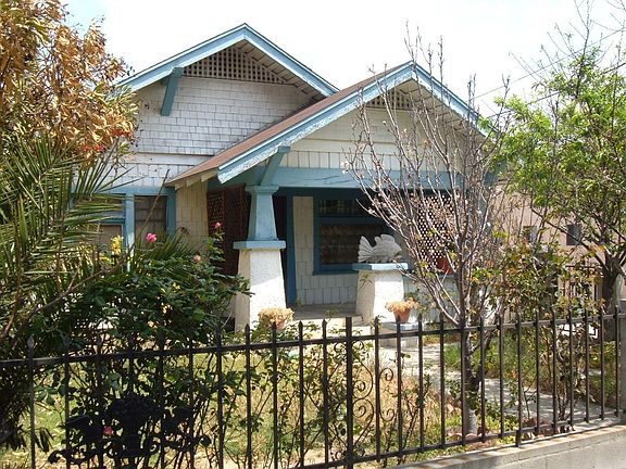 2nd image of 2149 Bellevue Ave