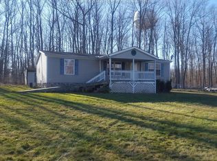419 Thousand Oaks Dr, Shady Spring, WV 25918