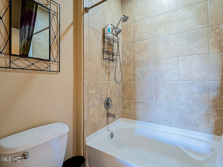 2550 E River Rd #16305 — Photo 20