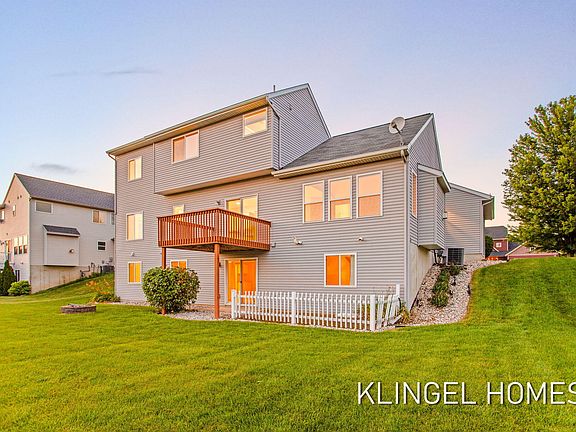 4th image of 8626 Suntree Dr