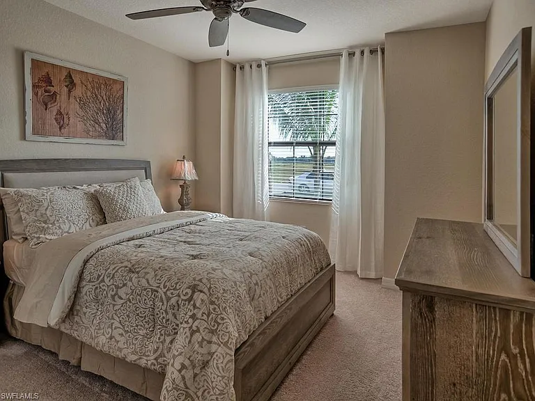 2850 Aviamar Cir — Photo 16