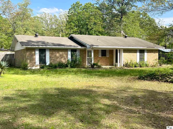 9192 Teakwood Dr, Bastrop, LA 71220