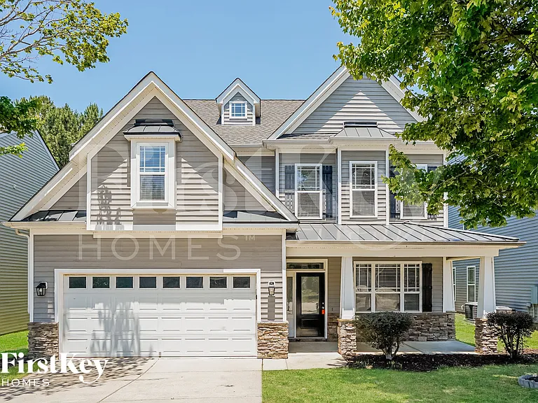 3253 Groveshire Dr — Photo 1