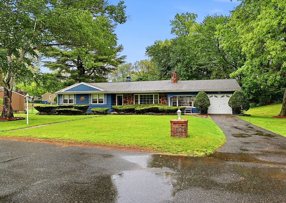 1st image of 87 Squire Ln
