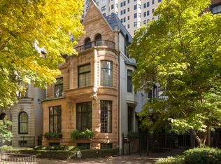 1421 N Astor St, Chicago, IL 60610