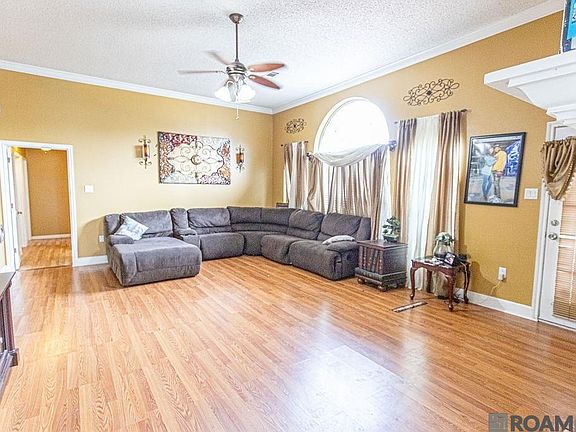 4th image of 13735 Shady Ridge Ave
