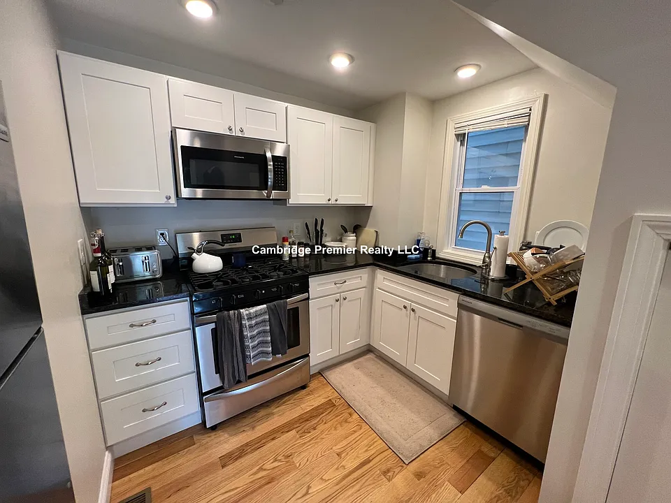 42 Cogswell Ave #3