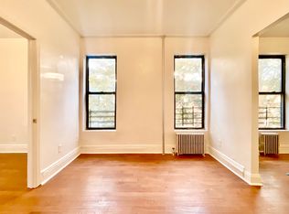 1812 Menahan St #2F, Ridgewood, NY 11385