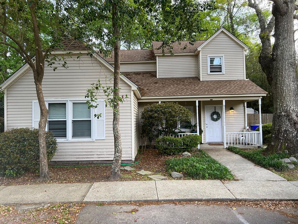 1st image of 1223 Meadow Park Ln #B