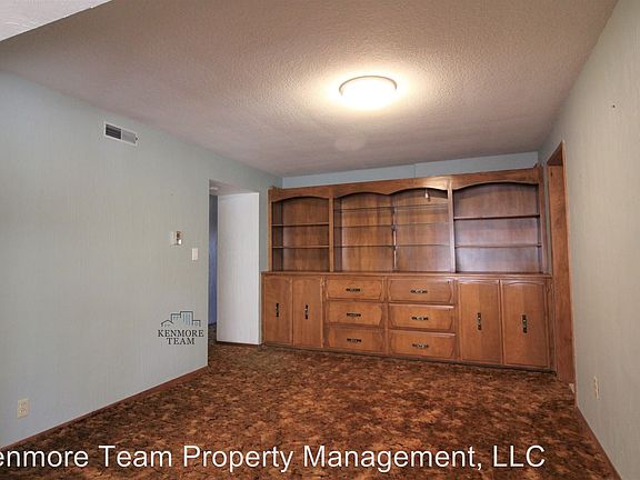 5th image of 804 N Fisher St