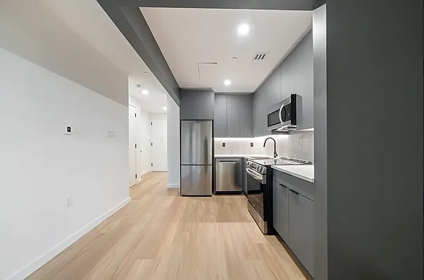 Rented by Highline Residential | media 4