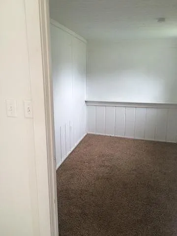 16 E Payton Ave