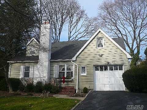 1st image of 22 Plymouth Dr S