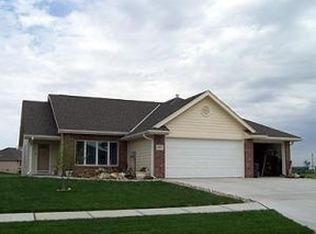 5107 Wagons Way Rd, Council Bluffs, IA 51501
