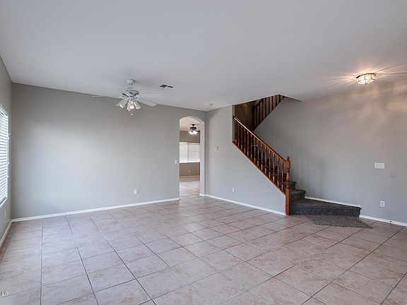 3rd image of 14371 W Clarendon Ave