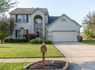 576 Montmorency Dr S, Pickerington, OH 43147