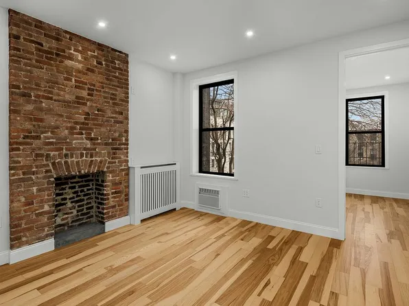 307 Prospect Pl APT 2B, Brooklyn, NY 11238
