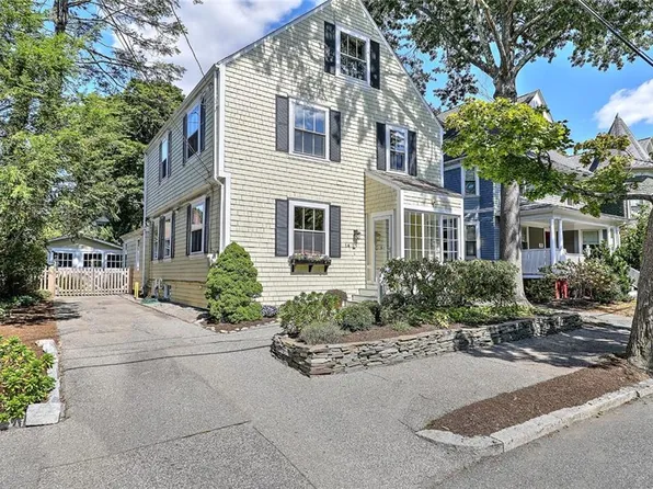 14 Rhode Island Ave, Providence, RI 02906