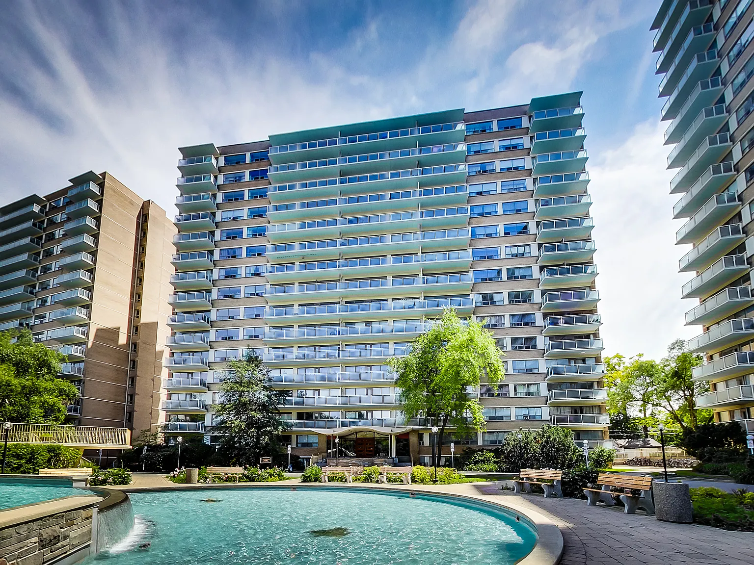 Brentwood Towers — Photo 4
