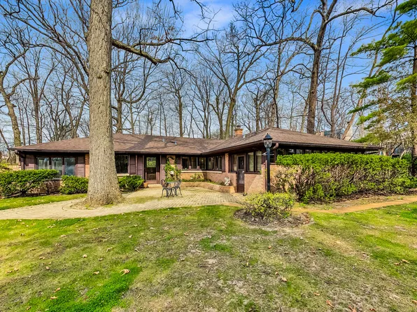 3162 Priscilla Ave, Highland Park, IL 60035