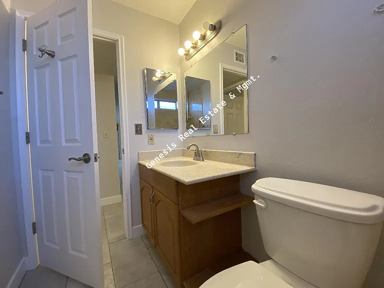 7720 E David Dr — Photo 10