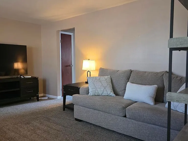 Villager Apartments — Photo 1