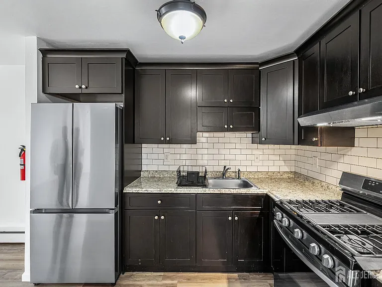 128 Cricket Ln — Photo 11