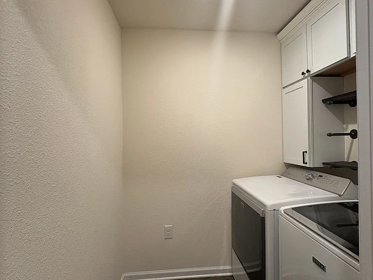 141 Teakwood Dr — Photo 12