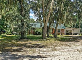 1114 S Whitney Rd, Leesburg, FL 34748